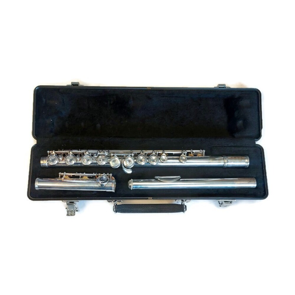 Selmer FL302 USA Silver Plated Classic Student Level Concert Flute w/ Hard Case